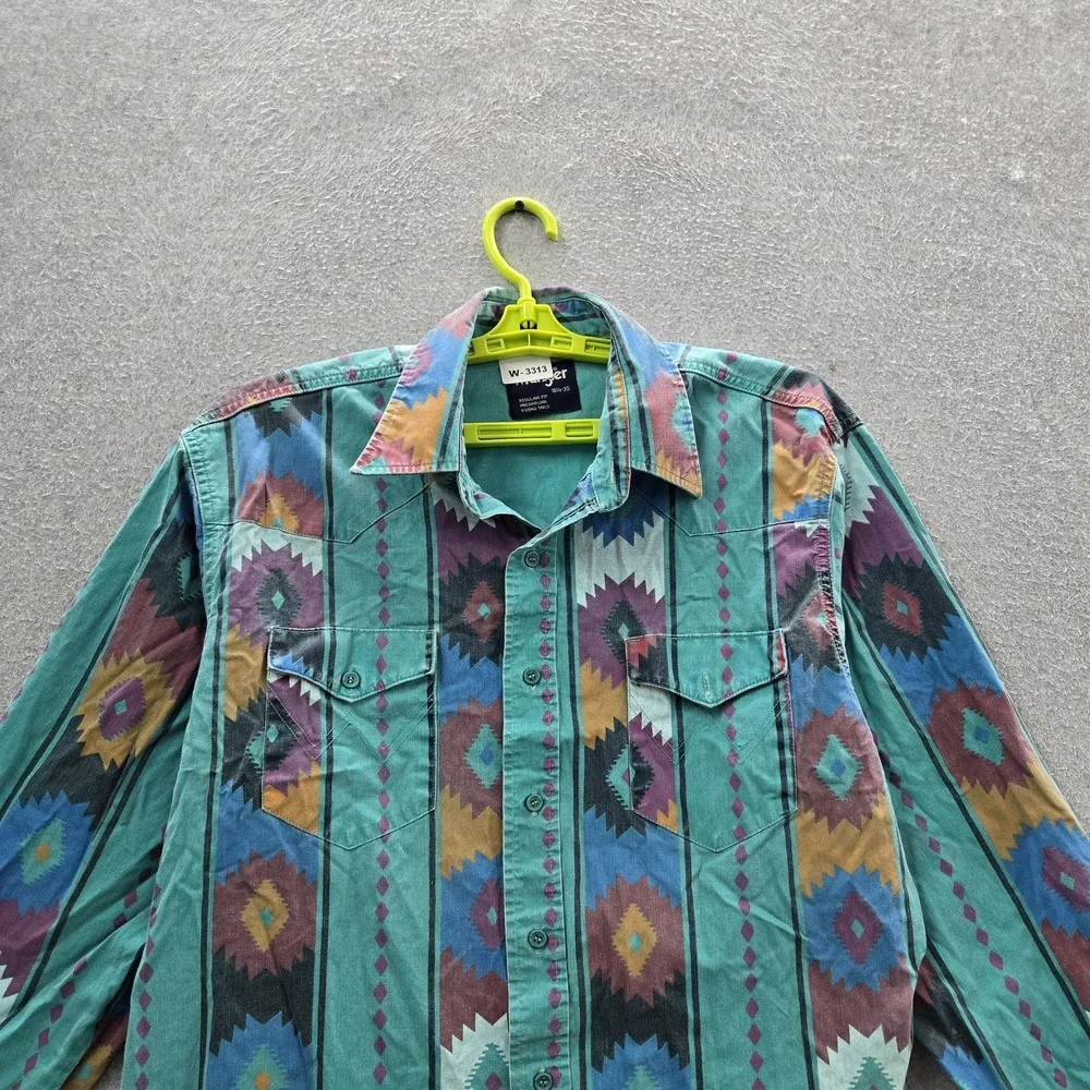 VINTAGE Wrangler Brushpopper Men Button Up Shirt 15.5 Green Geometric Western